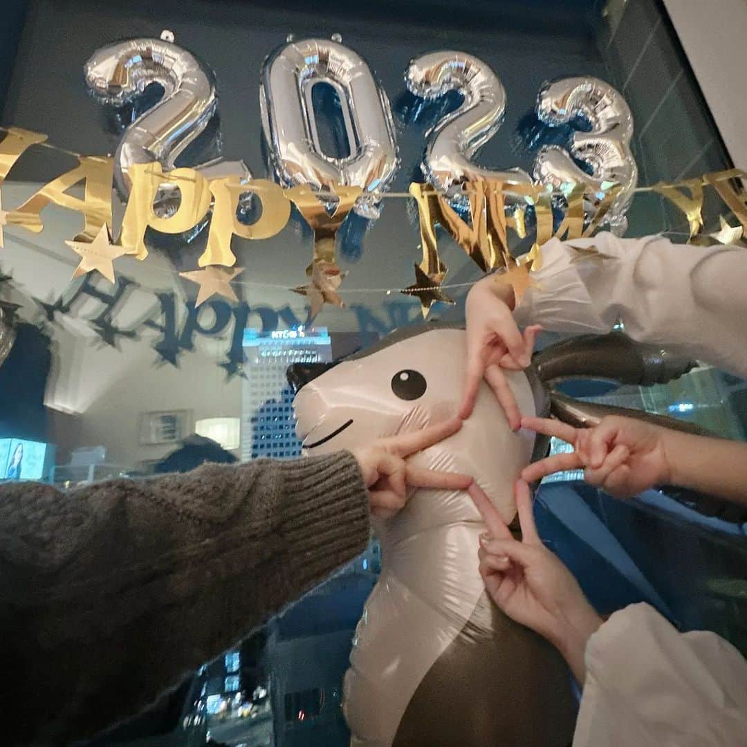 ココのインスタグラム：「릴카엉니 다윤엉니 소풍이랑 나✌️✌️✌️✌️」