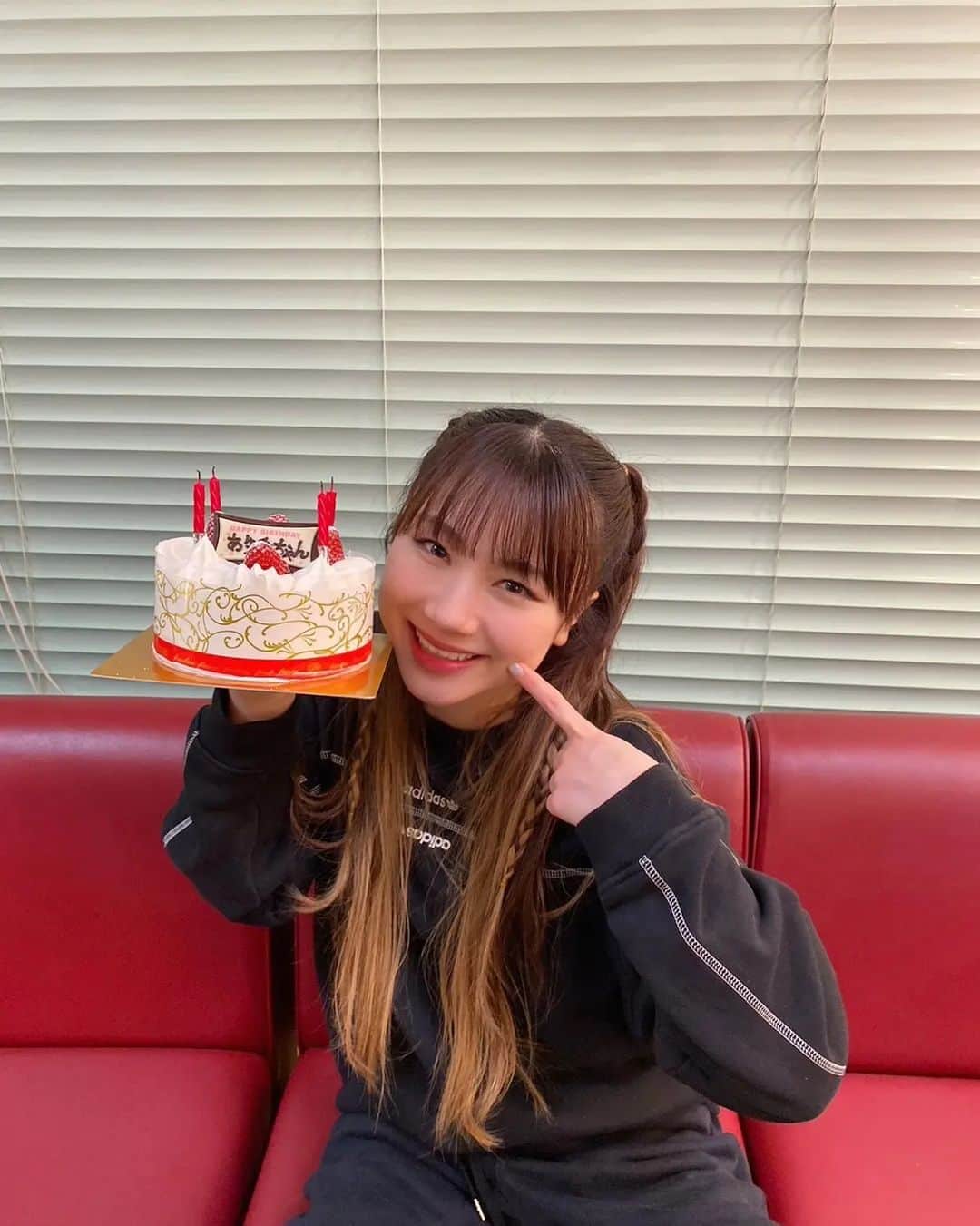 石田亜佑美のグルメインスタ