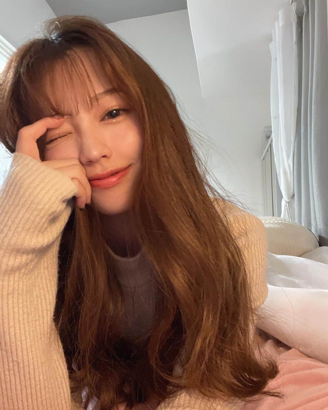 高木悠未のインスタグラム：「もうすぐ寝ようかな」