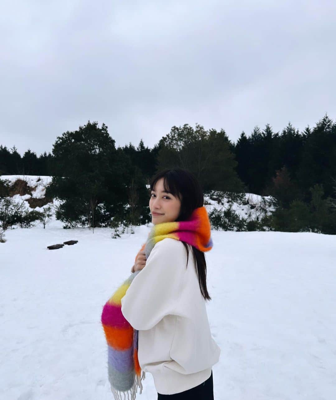 甲斐まりかのインスタグラム：「Let it snowww☃️🤍」