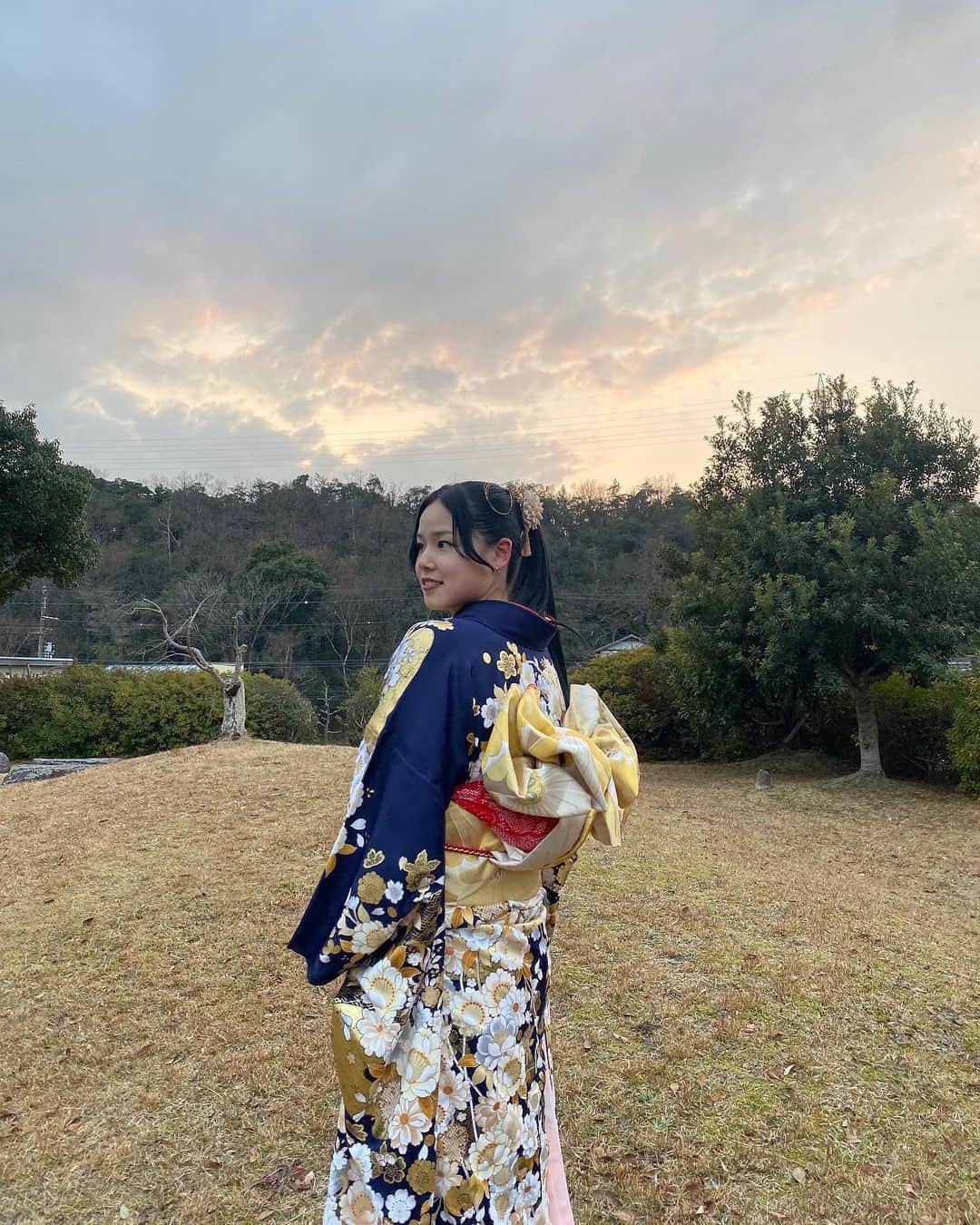 池本凪沙のインスタグラム：「成人💐🍻」