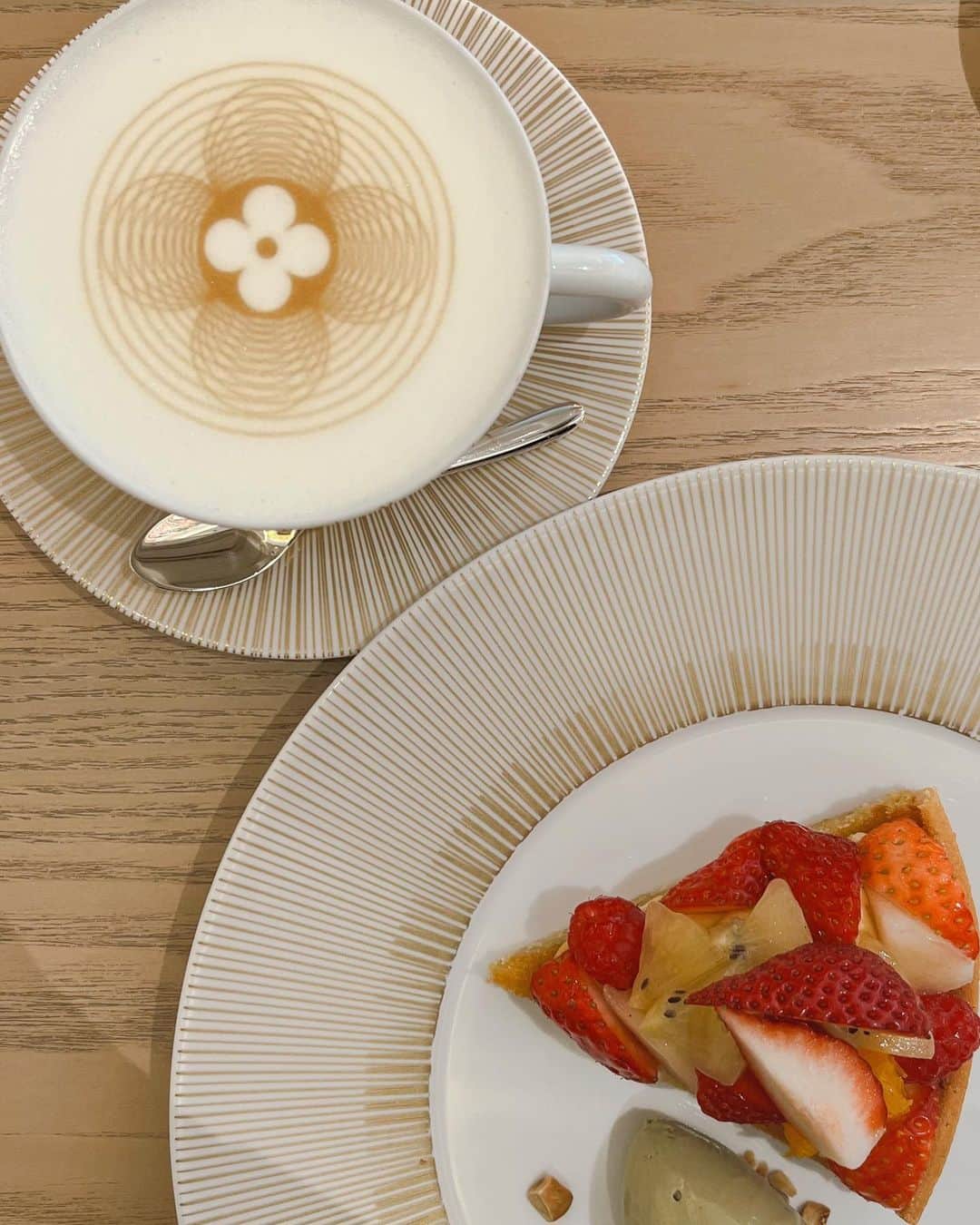 桜井美悠（みゆみゆ）のグルメインスタ