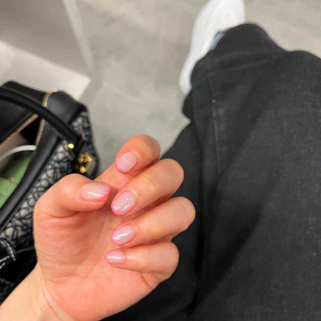 ひよんのインスタグラム：「💅  #ひよんネイル」