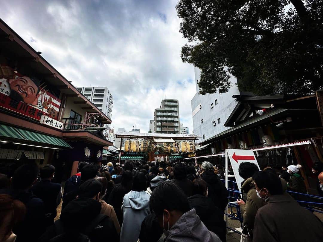 instameetuposakaのインスタグラム：「#堀川戎   本日は、十日戎。  1月10日は十日戎。年の始めに商売繁盛を祈願するお祭りです。」