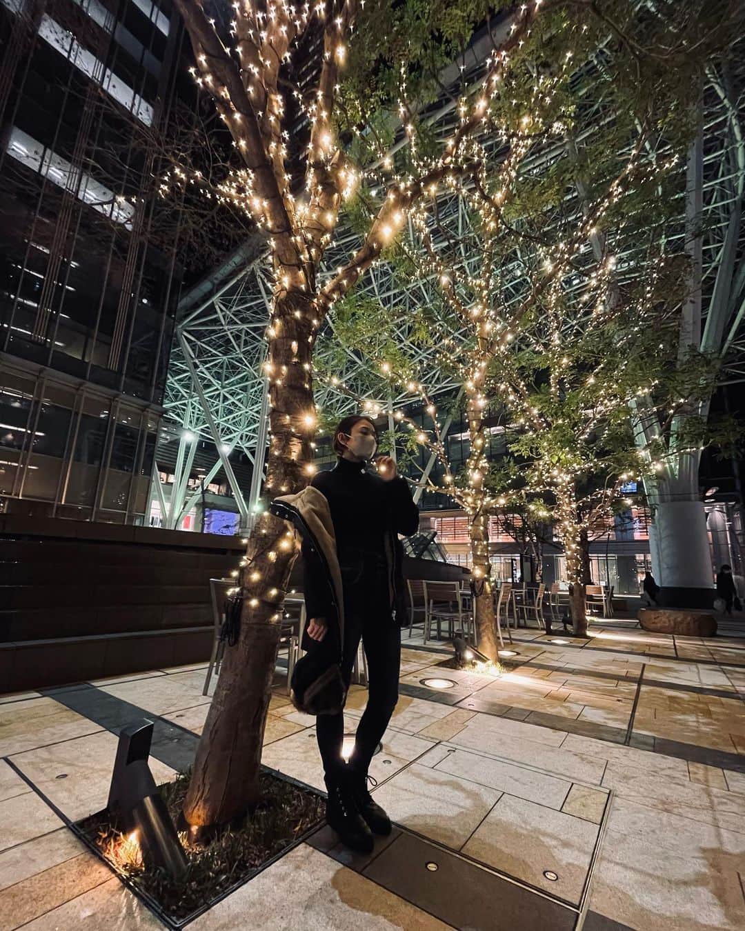 片山萌美のインスタグラム：「🌟  街がキラキラしてた  #illumination  #moemikatayama」