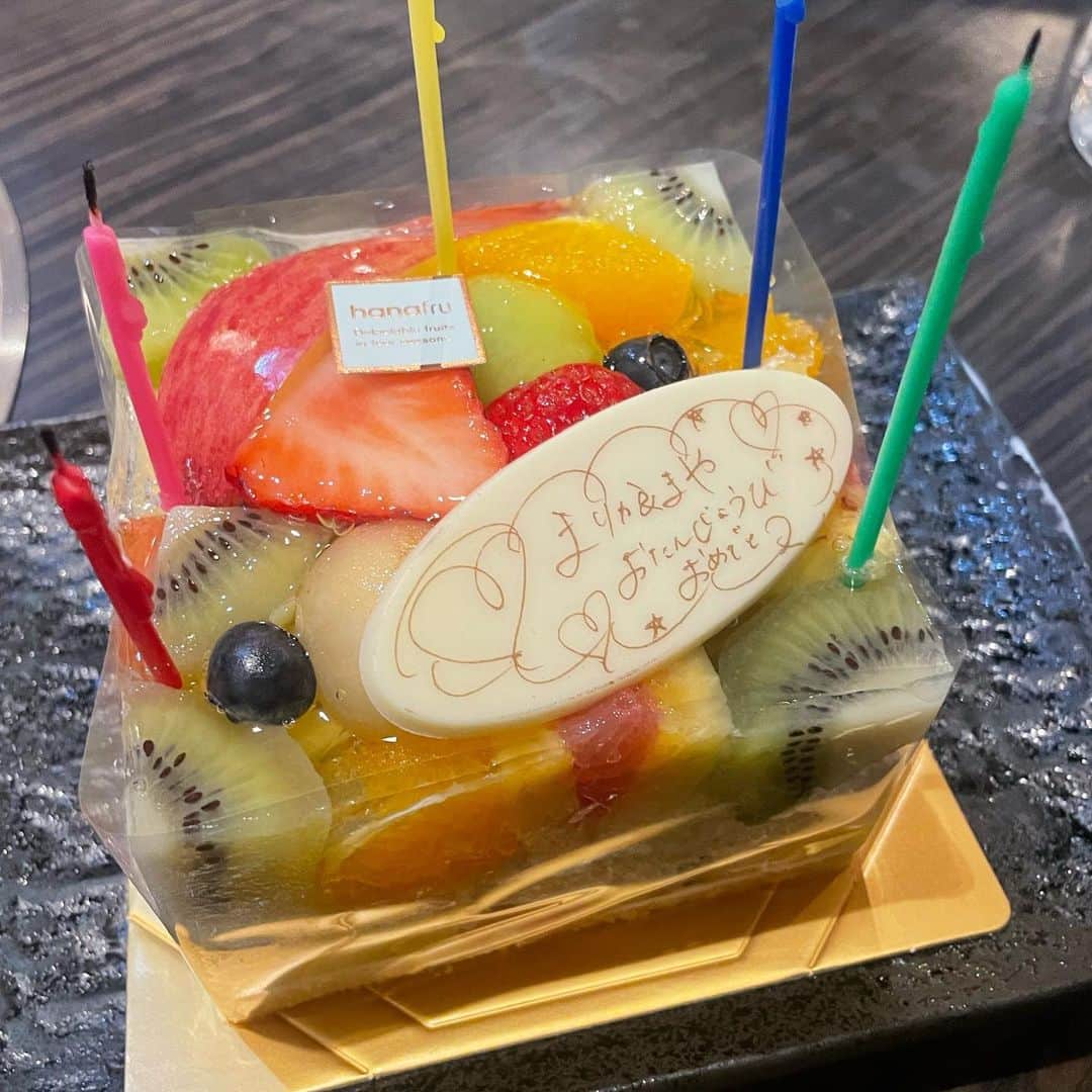 菅原茉椰のインスタグラム：「. . . 最高な誕生日でした✌️ . . .  #バースデーガール」