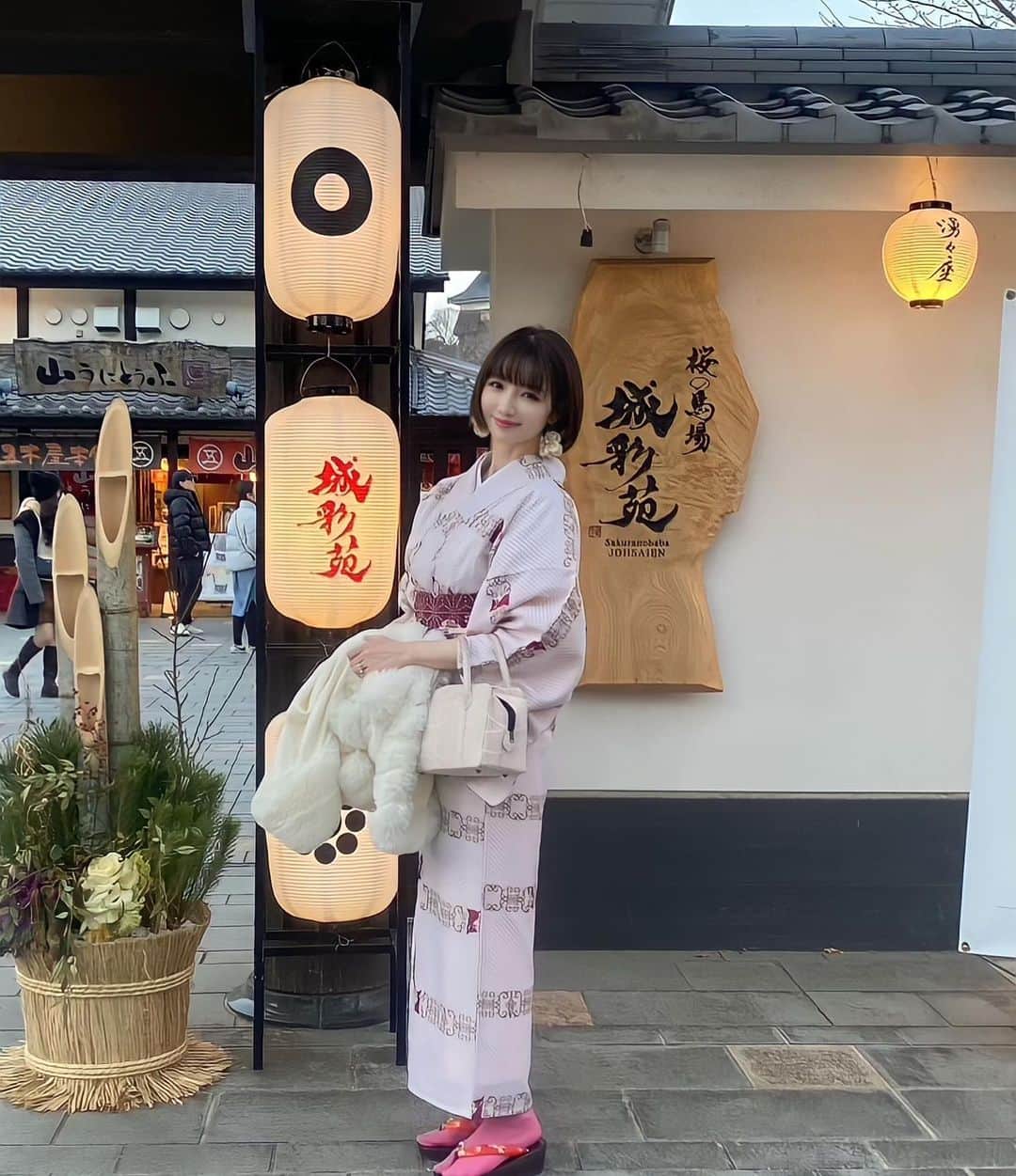 森下悠里のインスタグラム：「お正月ぽいこと🎍👘🇯🇵」