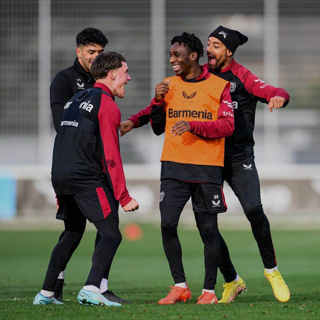 カリム・ベララビのインスタグラム：「Good weeks of training & always fun with this amazing boys ⚽️💯❤️」