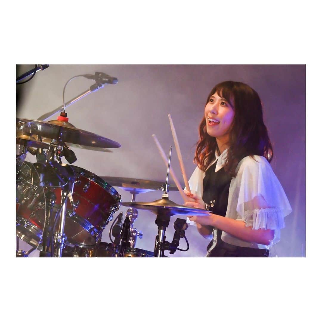 廣瀬茜さんのインスタグラム写真 - (廣瀬茜Instagram)「2023.1.9@東京ガーデンシアター  最高の10周年の幕開け！ 本当にありがとうございました！  幸せで胸がいっぱいだ。  Photo by MASANORI FUJIKAWA(@masafuji93)  #bandmaid」1月11日 14時55分 - akane_bandmaid