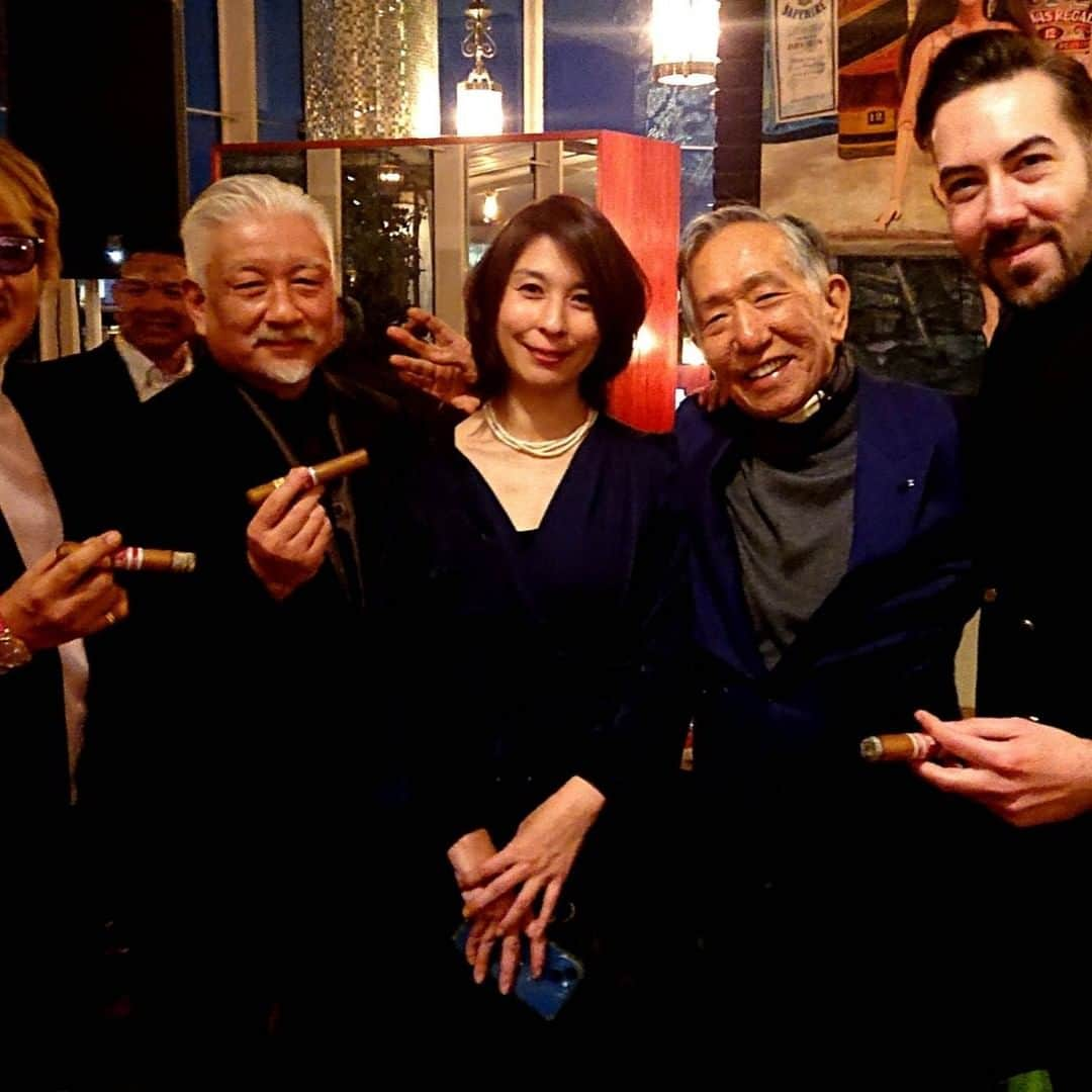 岸田一郎さんのインスタグラム写真 - (岸田一郎Instagram)「Cigar仲間は濃い〜やつばかり」1月11日 15時29分 - kishidaichiro