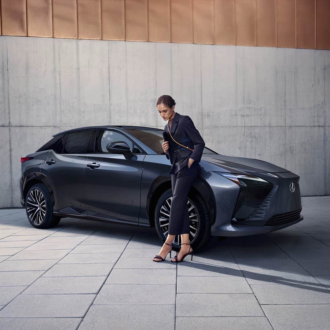 Lexus USAのインスタグラム：「From hybrids, to plug-in hybrids, to our first all-electric RZ. This is a new take on electric, created by (and for) the driver. #LexusRZ #LexusElectrified」