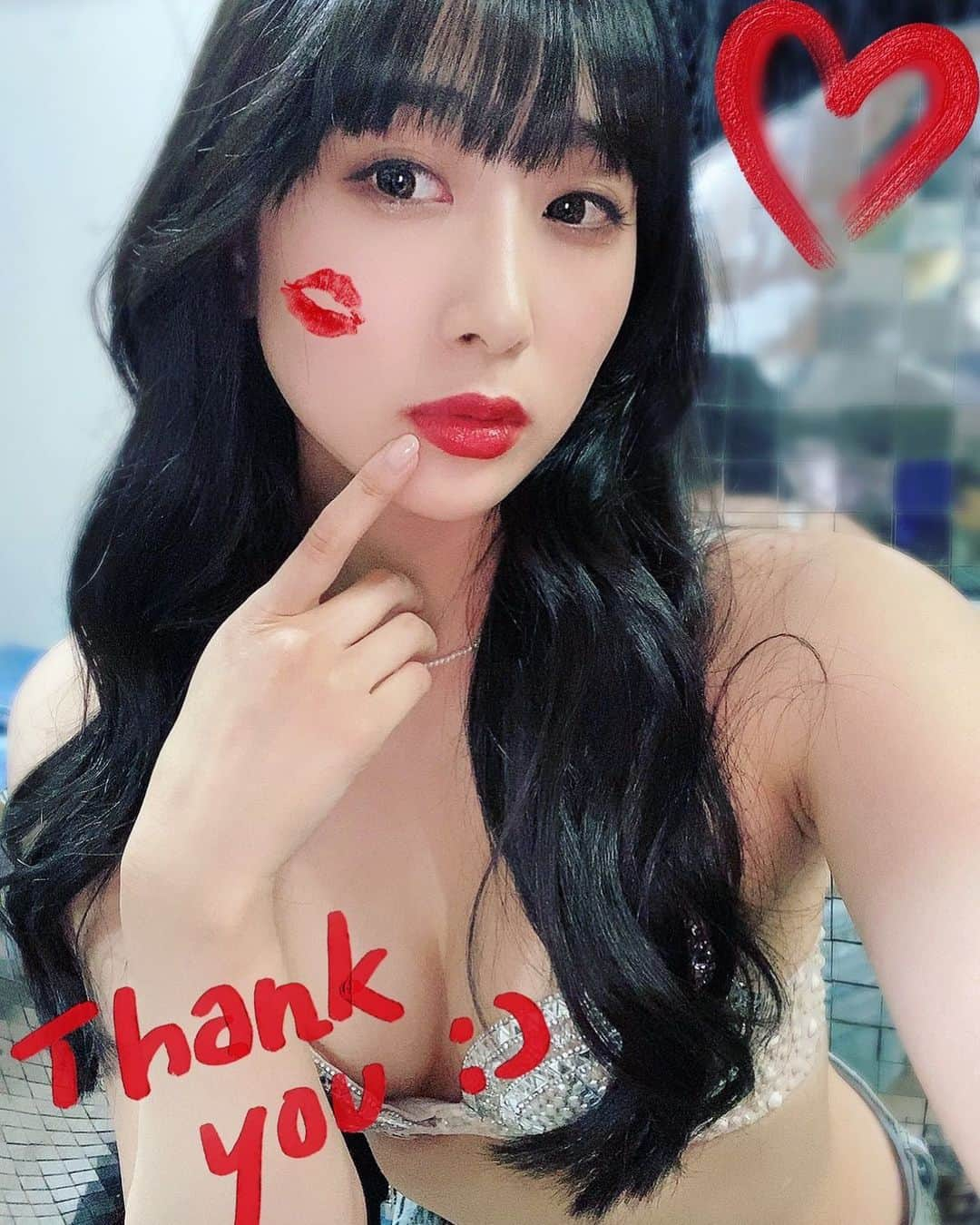 さゆりさんのインスタグラム写真 - (さゆりInstagram)「⁡ ⁡ やっとこさバーレスク初めでした💋💋💋 ⁡ This is Lip💋 さらるん輝いてた🥺✨ ⁡ ⁡」1月12日 0時46分 - kulumilky