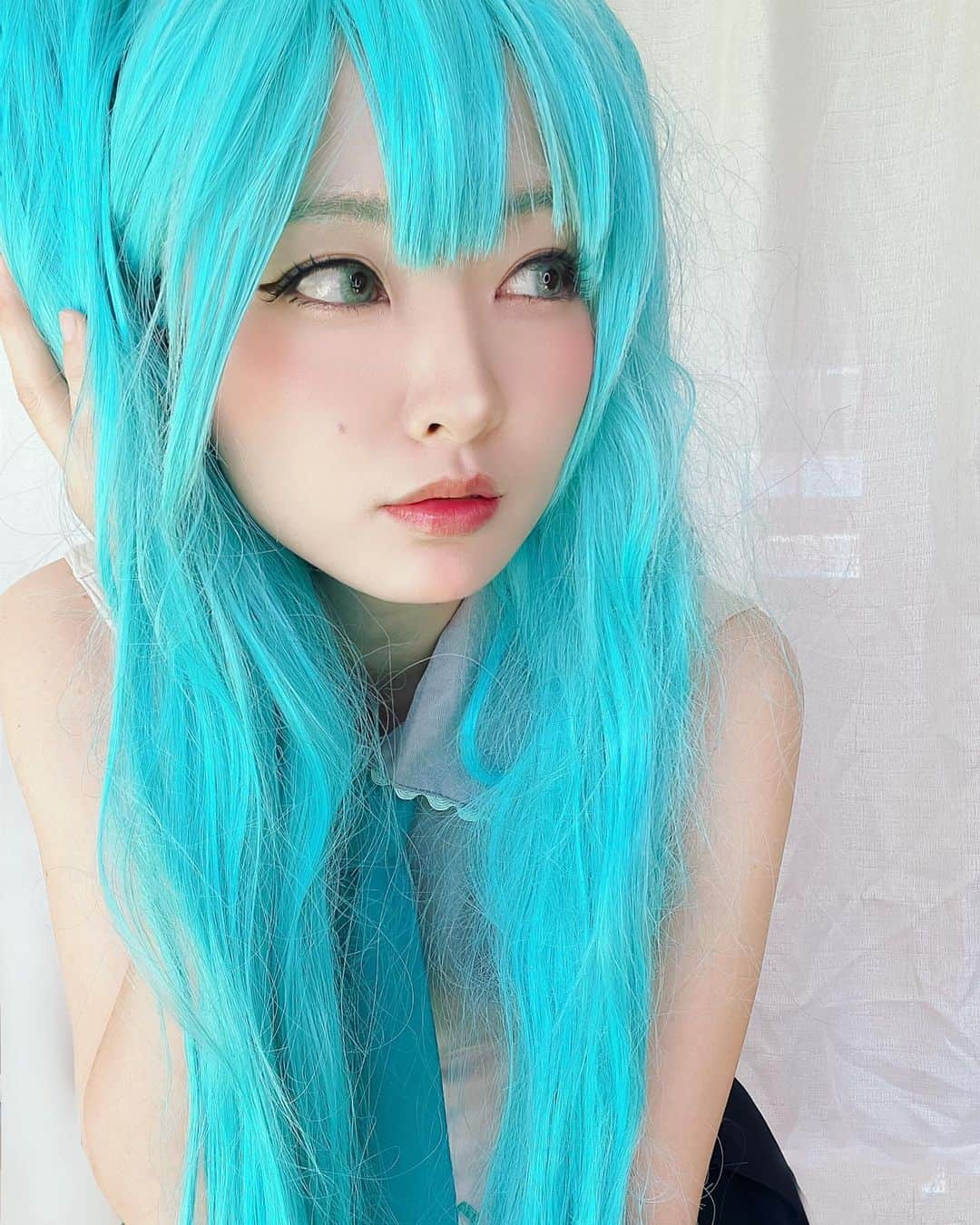 コトリッチのインスタグラム：「コスプレに目覚めてしまいそう 私じゃない私  TikTok  ホーミー  もはじめたので よろしくね😌」