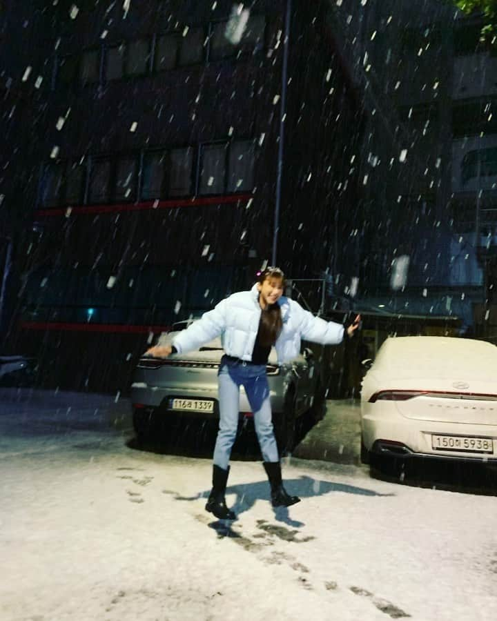 ボラのインスタグラム：「❄️」