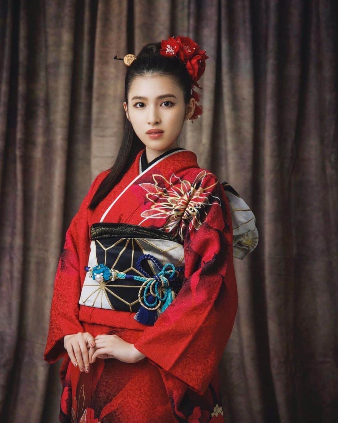 長見玲亜さんのインスタグラム写真 - (長見玲亜Instagram)「👱‍♀️👘✨」1月11日 17時32分 - rea_nagami_official