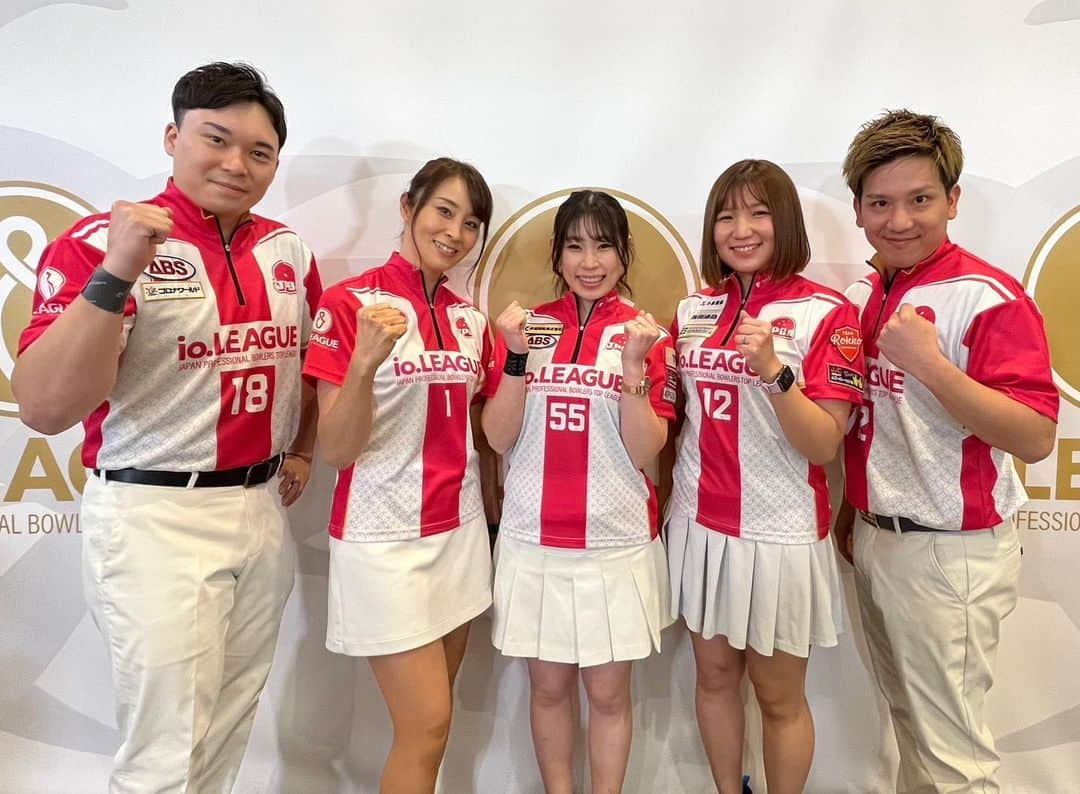 姫路麗さんのインスタグラム写真 - (姫路麗Instagram)「2024年から本格始動を予定している「io.LEAGUE」のSHOWCASE(デモンストレーション)として、昨日から4日間神戸チームで投球しています。 男女混合ベーカー戦・カレントフレームスコアシステム・背番号・リモート対戦などの新しい試みが、多くの方の心に届きますように！  #ショーケース  #デモンストレーション #神戸 #チーム #男女 #混合 #カレント #フレーム #スコア #システム #背番号 #リモート #対戦 #新しい #ボウリング」1月11日 18時26分 - himejiurara