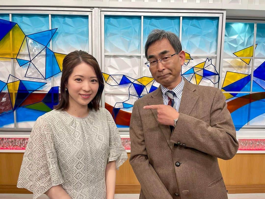 のインスタグラム：「昨日放送の先週の結果分析で、仕事復帰させていただきました！90分拡大放送です！ このあとの再放送はこちら🐎 1月11日(水) 19:30～21:00 1月11日(水) 24:30～26:00 1月12日(木) 20:00～21:30  とっても久しぶりのお仕事は緊張したけれど楽しくて、改めてあたたかい現場に感謝…！ 生きている中で、緊張感をもつ瞬間を作るって大事かも、と休みを経てふと思いました笑 今週からまたどうぞよろしくお願いします☺️✨」