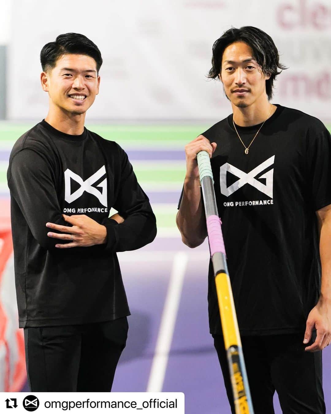 山本聖途のインスタグラム：「この度、OMG performance様とスポンサー契約を締結致しました。 パリオリンピックでのメダル獲得に向け精進して参ります。 フランスで最先端のトレーニングを身につけ、帰国時にクラブ生に伝授できる日を楽しみにしています😁  #Repost @omgperformance_official with @use.repost ・・・ 【ご報告】 この度OMG PERFORMANCE は 棒高跳びの山本聖途選手とプロ契約をしました。  山本選手はロンドン、リオ、東京と3大会オリンピックに出場しており、モスクワ世界陸上では6位という成績を納めています。  そんな世界を股にかけて活躍する 山本選手はフランスで次のオリンピックに向けてトレーニングに励んでいます。常に厳しく自分を磨き続ける姿に私達も刺激を受けています。 パリオリンピックでのメダル獲得のために、私達も全力でサポートしていきます。  また今後は山本選手を招いての コーチングやトレーニング、イベントなどを予定しています。  世界基準のパフォーマンスを学ぶ機会を楽しみにしていてくださいね！」