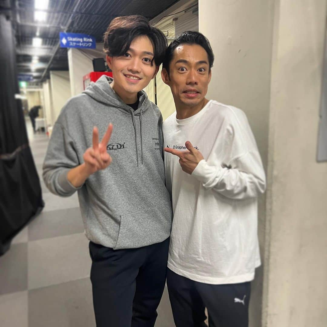 吉野晃平さんのインスタグラム写真 - (吉野晃平Instagram)「大ちゃんと一緒にナンバー滑る夢が叶いました。また呼んでいただけるよう精進します！ #IceExplosion2023 #DaisukeTakahashi #ﾐﾝﾅﾀﾞｲｽｷﾀﾞｲｽｹﾀｶﾊｼ #K7D1」1月11日 22時14分 - kohei_88_yoshino