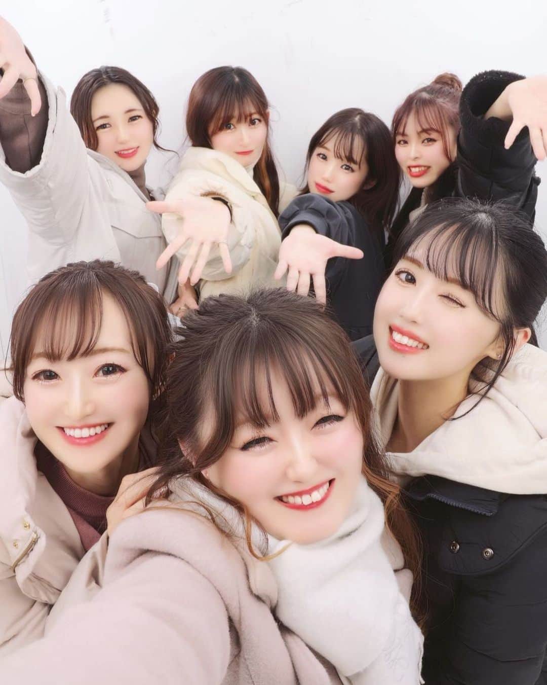 神谷るなのインスタグラム：「あけましておめでとうございます♡  #love #2023 #followforfollowback」