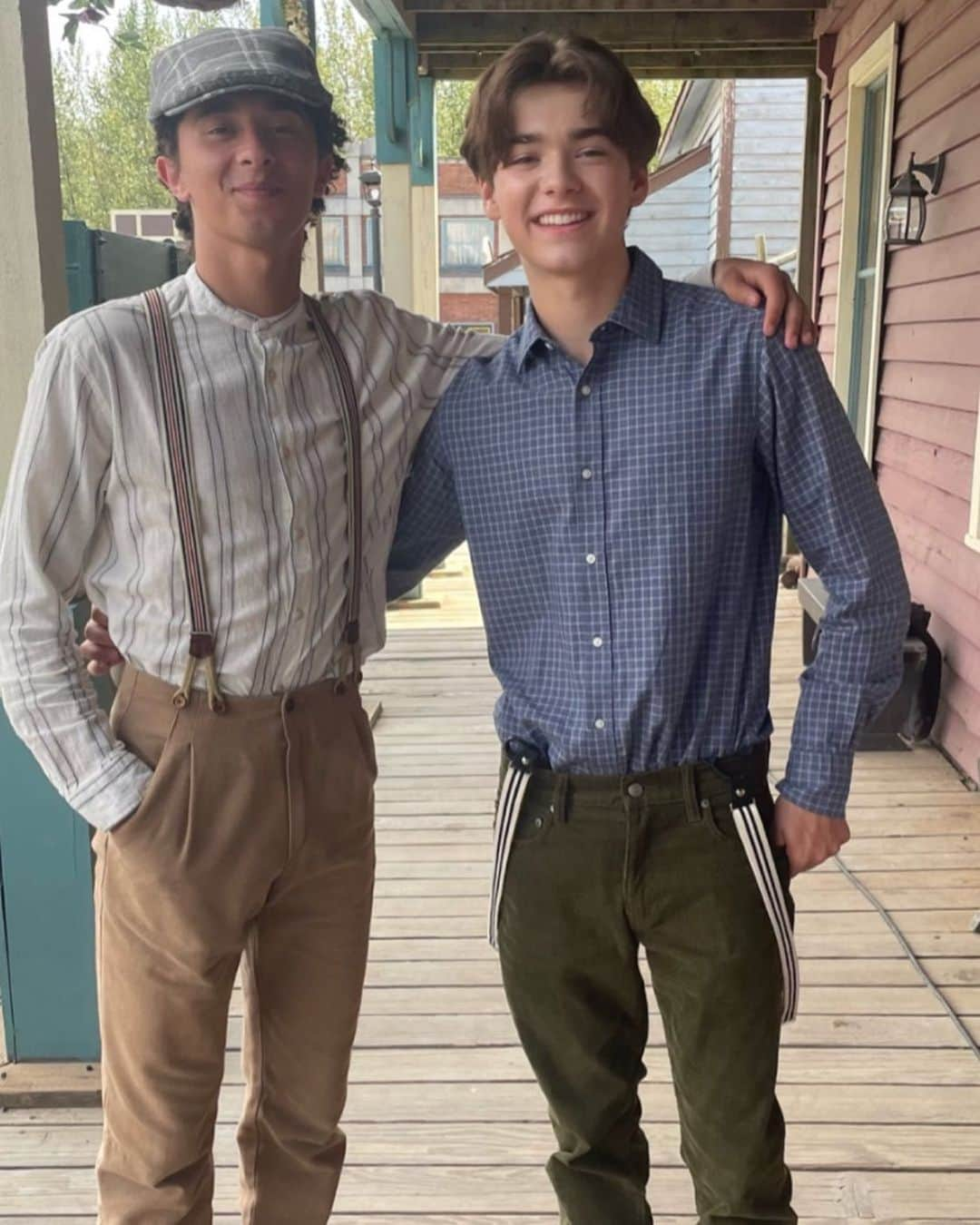 クリスチャン・マイケル・クーパーのインスタグラム：「Happy belated 18th Birthday bro! We definitely have to celebrate soon!! . . #hearties #wcth #birthday #actors」