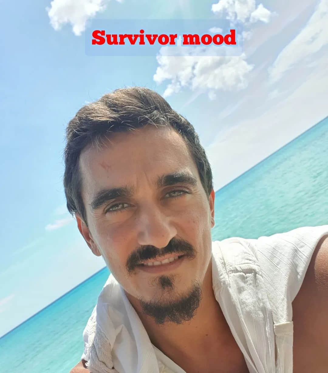 マリアン・ドラグレスクのインスタグラム：「Survivor 20.30 😊 Nu îmi vine să cred că a trecut deja 1 an 🤦‍♂️ Parcă ieri a fost 😁 Aveți vreun preferat? #survivor」