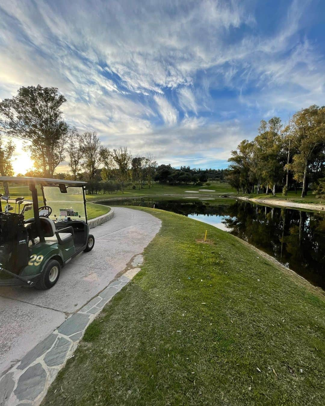 クリストファー・ピーターソンさんのインスタグラム写真 - (クリストファー・ピーターソンInstagram)「First ever round of golf completed!! And what a place to do it 😍」1月12日 5時39分 - krispeterson7