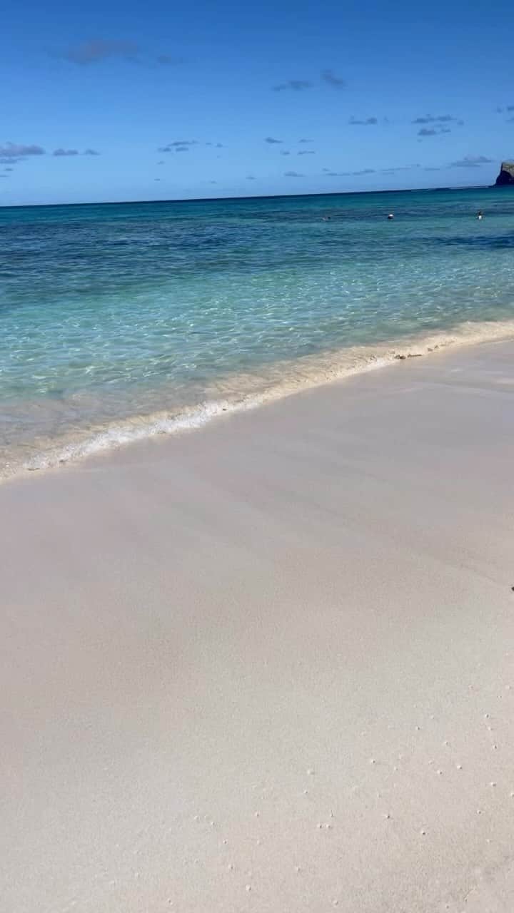 吉川ひなののインスタグラム：「海と波の音をおくります💙」