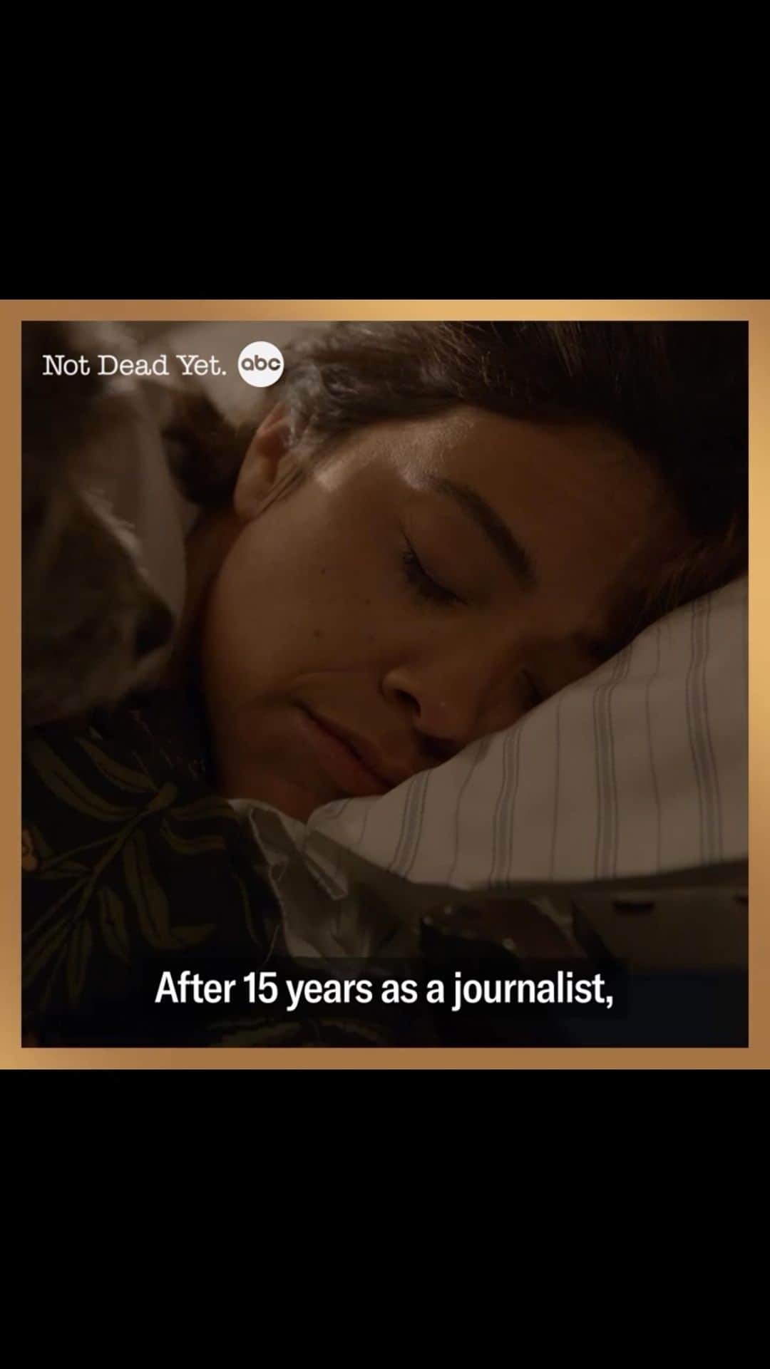 ジーナ・ロドリゲスのインスタグラム：「The dead has summoned your new favorite comedy. Watch the very alive OFFICIAL TRAILER of #NotDeadYet, and join us for the Feb. 8 TWO-EPISODE premiere on ABC & Stream on Hulu. @abcnetwork @notdeadyetabc @hulu」