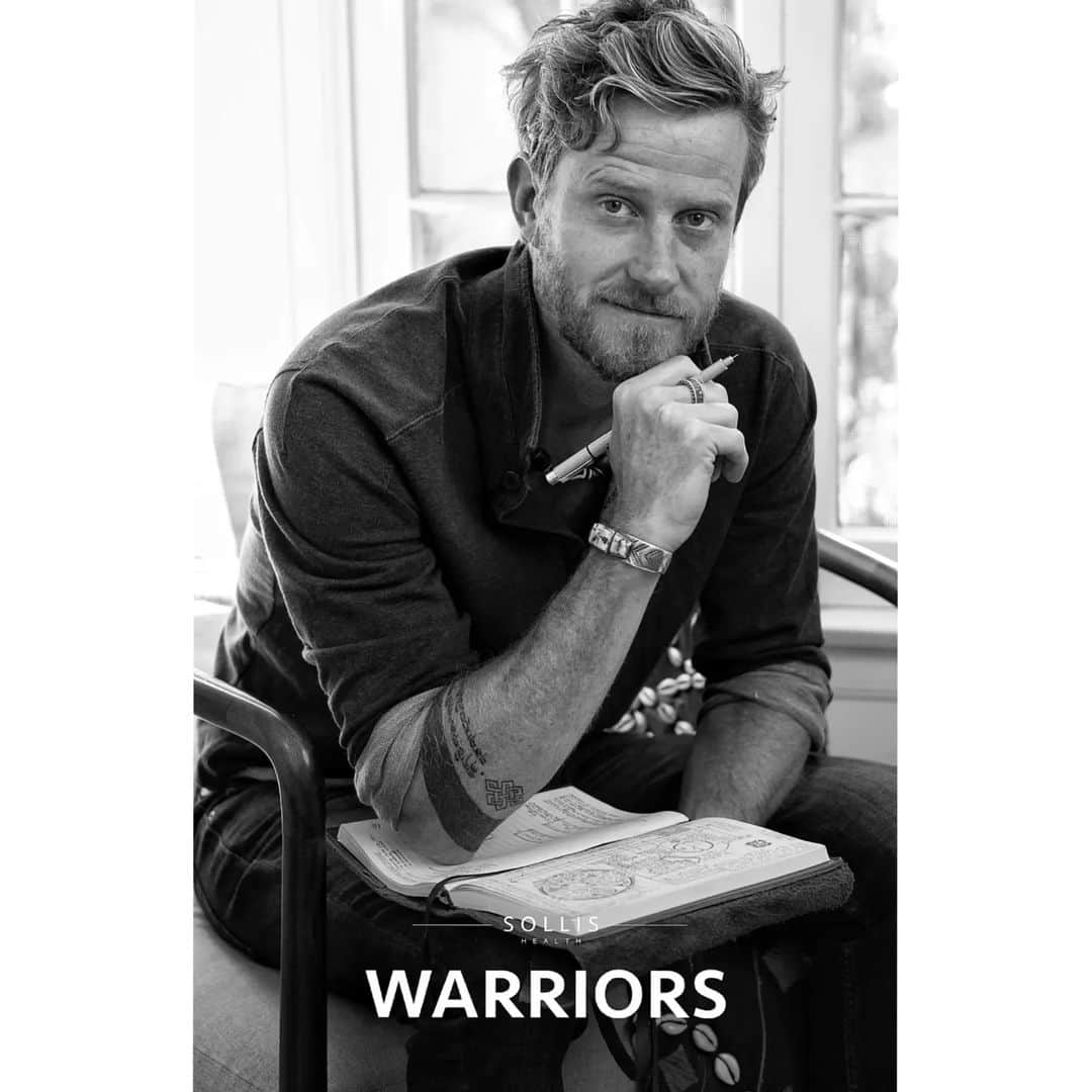 Cory Richardsのインスタグラム：「Instagram vs. reality? This platform is filled with content showcasing only the best of our lives. @SollisHealth #sollishealthwarriors campaign peels it back, and I'm grateful. Curation fuels escapism and a relentless need to be different... better...than we are. We all want to improve, and that shows us one of the fundamental beauties of the human condition. But real change comes from radical acceptance of who we are now. And rarely do we expose the struggles we face alone.   I opened up to Sollis about my experience with mental health. I am excited to stand next to the other Sollis Health Warriors to create a space for honest conversations about invisible and chronic illnesses. Read more about my journey in my stories and link in bio.」