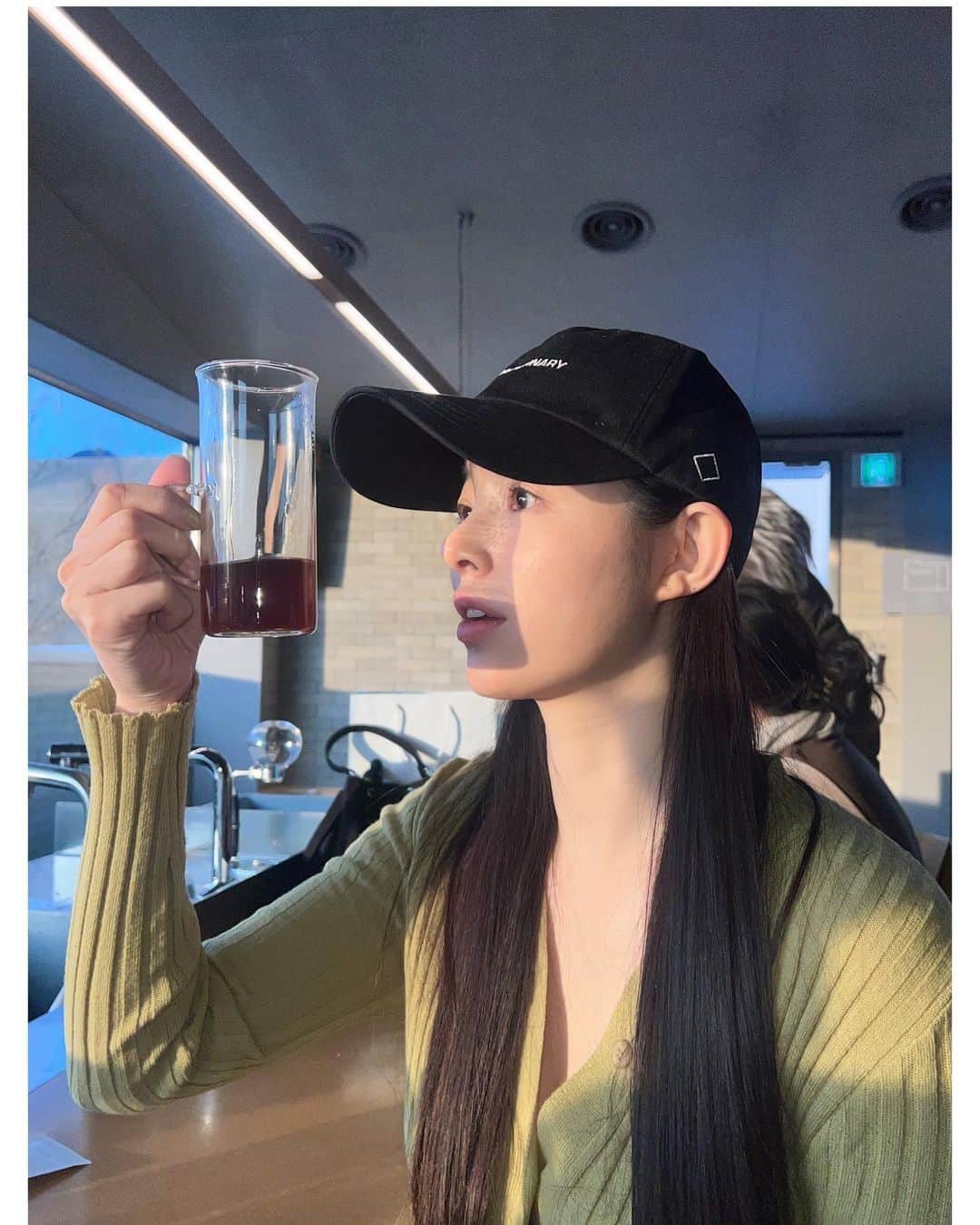 ユ・スンオクのインスタグラム：「✨ 반짝반짝 🤩」