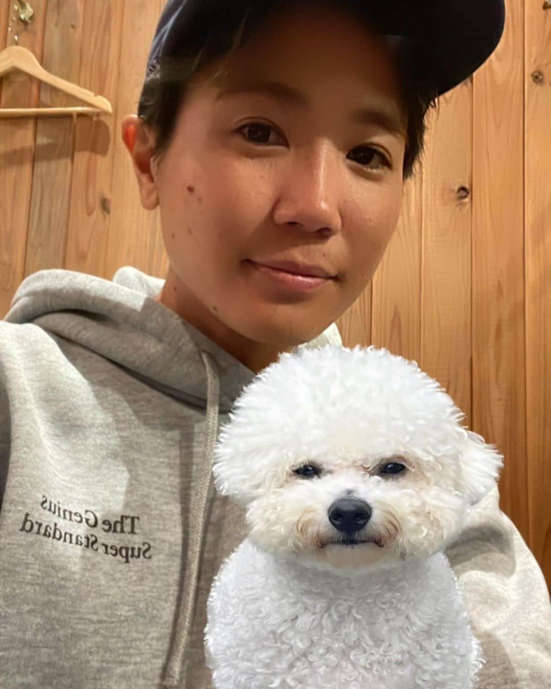 田中明日菜のインスタグラム：「. じゅうたんシリーズ🐶」