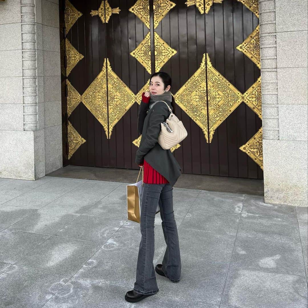 fuka3のインスタグラム：「ママンにお守りを買いたくて 年始弾丸の貴船神社 . #弾丸過ぎて #年始早々風邪気味 #そんな私ですが #今年もよろしくお願いします  . #2023年 #京都貴船神社　 #貴船神社 #観光タクシーお薦め . #無加工 #無加工グラム」