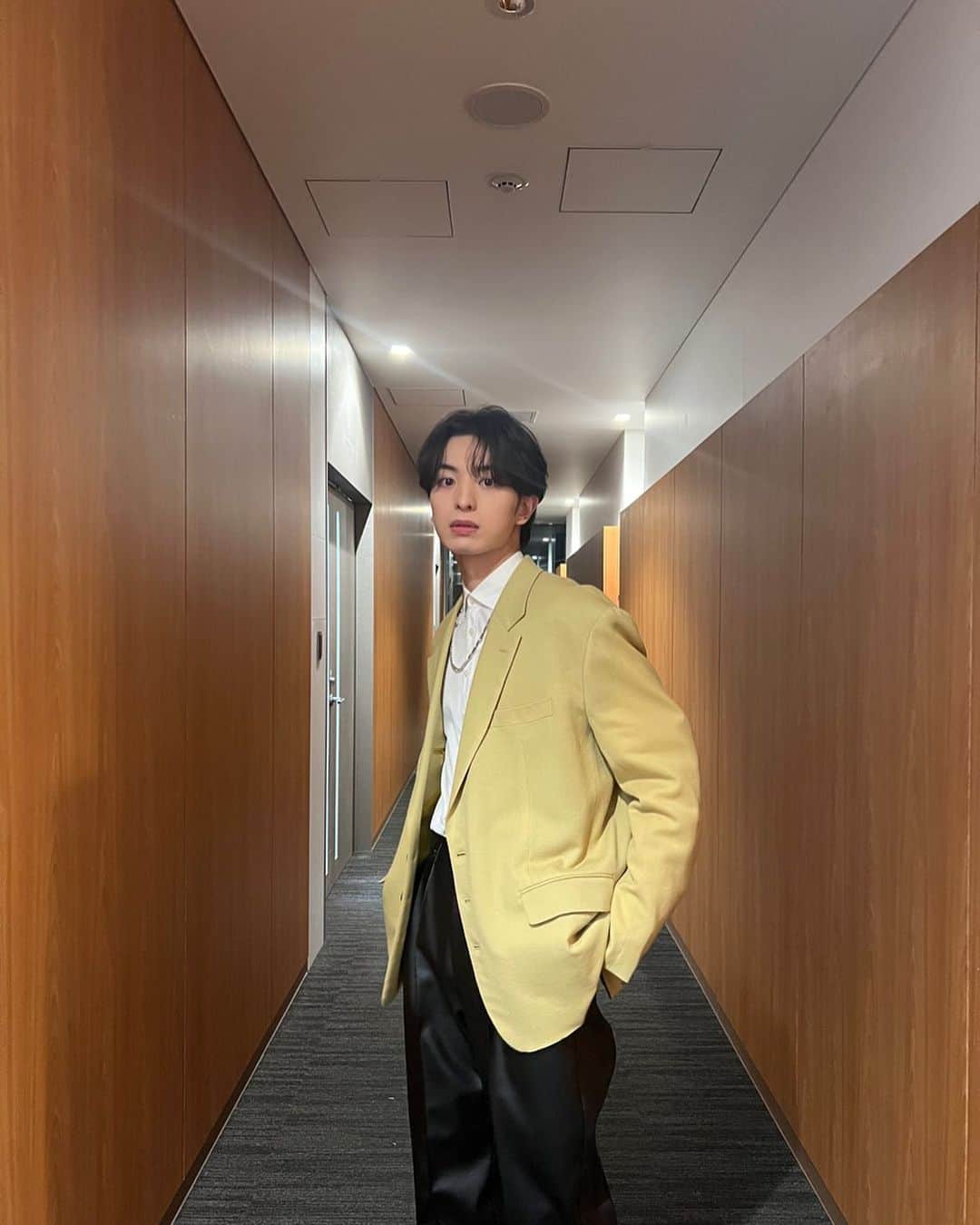 木村慧人のインスタグラム：「今日のイベントの服✨  イベント楽しかったです‼️ 罰ゲームでシールまみれに なりましたが。笑  第４話お楽しみに✨  @tunku_shower  @jyutaro_milk」