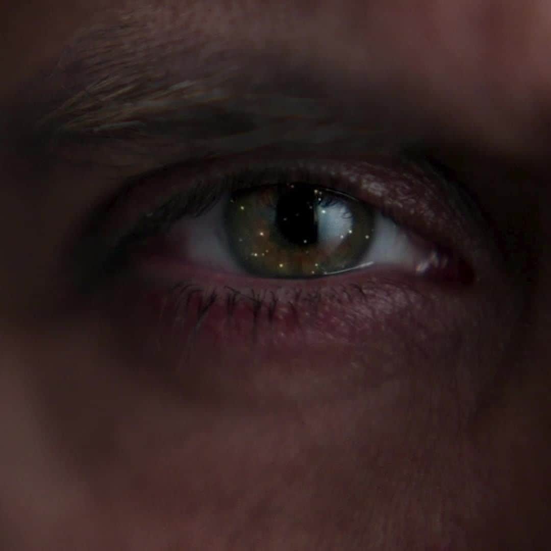 ラドーのインスタグラム：「Just days away from the Dubai launch of the Captain Cook High-Tech Ceramic Hrithik Roshan Special Edition with Bollywood megastar and Rado ambassador @hrithikroshan.  #RadoCaptainCook #RadoxHrithikRoshan #Feelit」