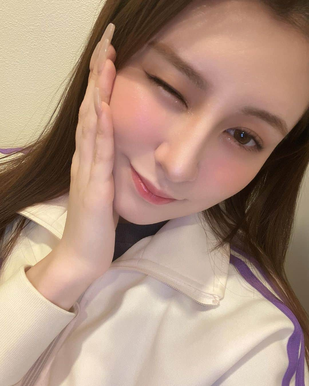 稲葉ヴィヴィアン雅さんのインスタグラム写真 - (稲葉ヴィヴィアン雅Instagram)「💜」1月12日 23時25分 - viviennemiyabi