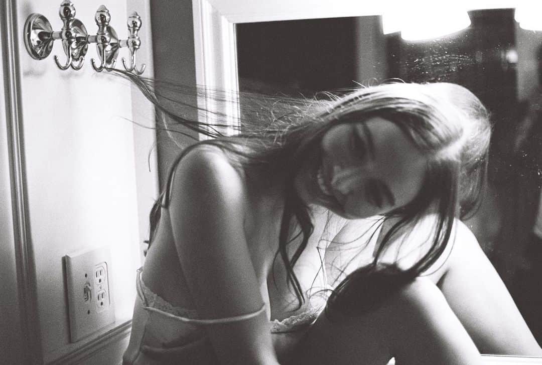 SOPHIE ROSEのインスタグラム：「By @samdameshek」