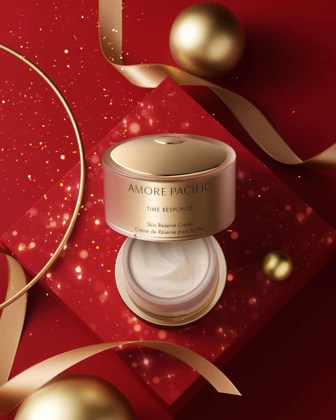 アモーレパシフィック USのインスタグラム：「Happy Lunar New Year ❤️   Celebrate the season of good fortune and prosperity with our luxurious Time Response Skin Reserve Cream. Our golden standard anti-aging cream melts into the skin, leaving skin feeling deeply nourished and radiant all year long.   Shop now by clicking the link in bio.」