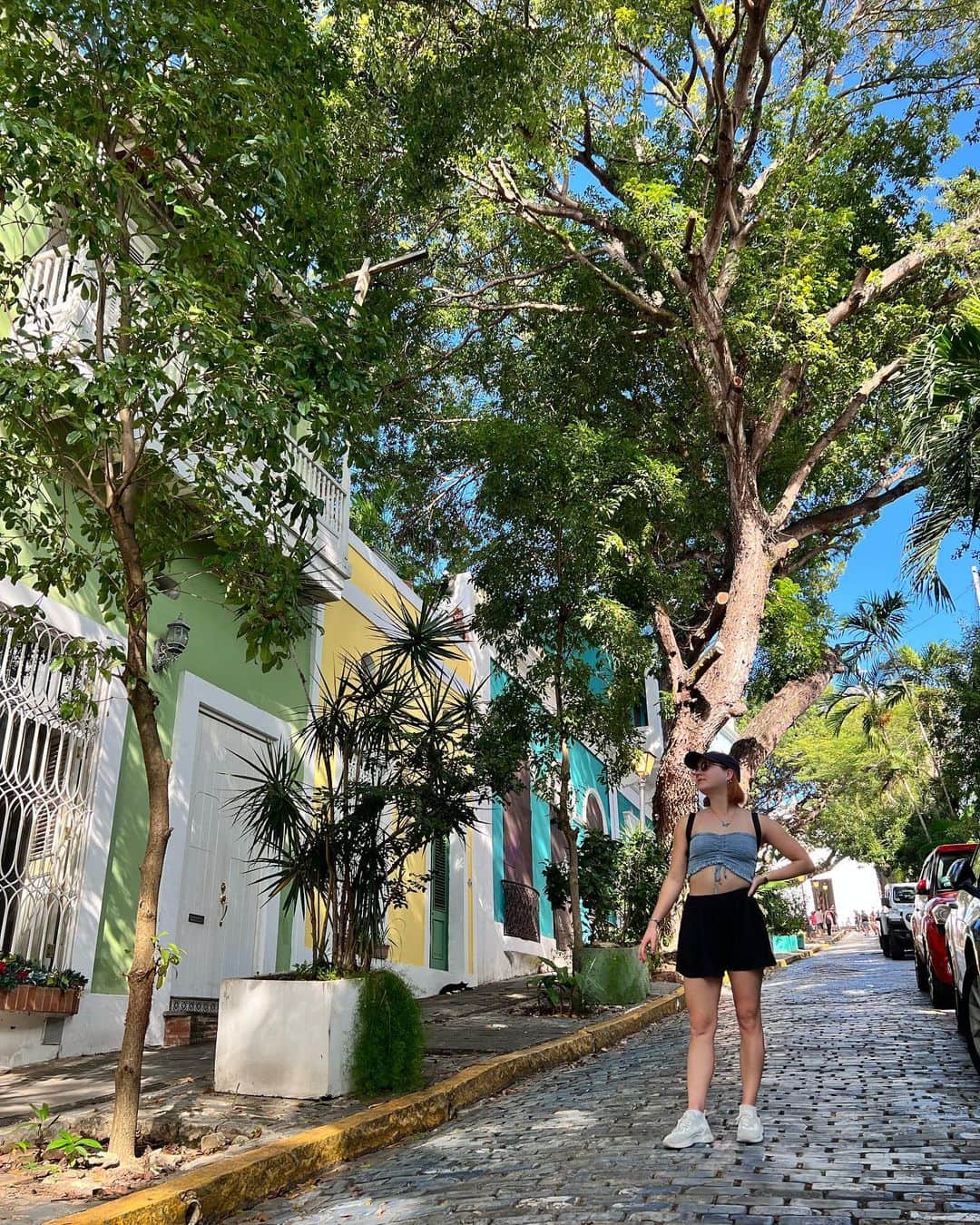 リュボーフィ・エフィメンコさんのインスタグラム写真 - (リュボーフィ・エフィメンコInstagram)「Beautiful San Juan 🇵🇷❤️🏘 . . . . #travel#travelgram#sanjuan#puertorico#instatravel#travelblog#royalcaribbean#rccl#cruise#cruiselife#crewlife#world#tourist#caribbean#travelphotography#destinations#royaltalent#travelblogger#puertorico🇵🇷#sanjuanpuertorico#traveling」1月13日 14時28分 - liubaefimenko