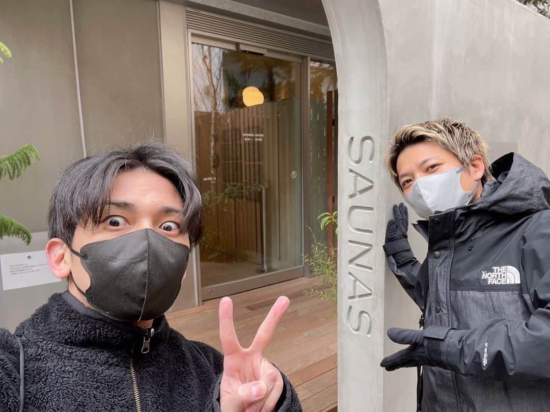 みーちゃんのインスタグラム：「渋谷SAUNAS 恐らくここで初めて流血の怪我した客になった🥱笑 #gero #sauna #shibuyasaunas」