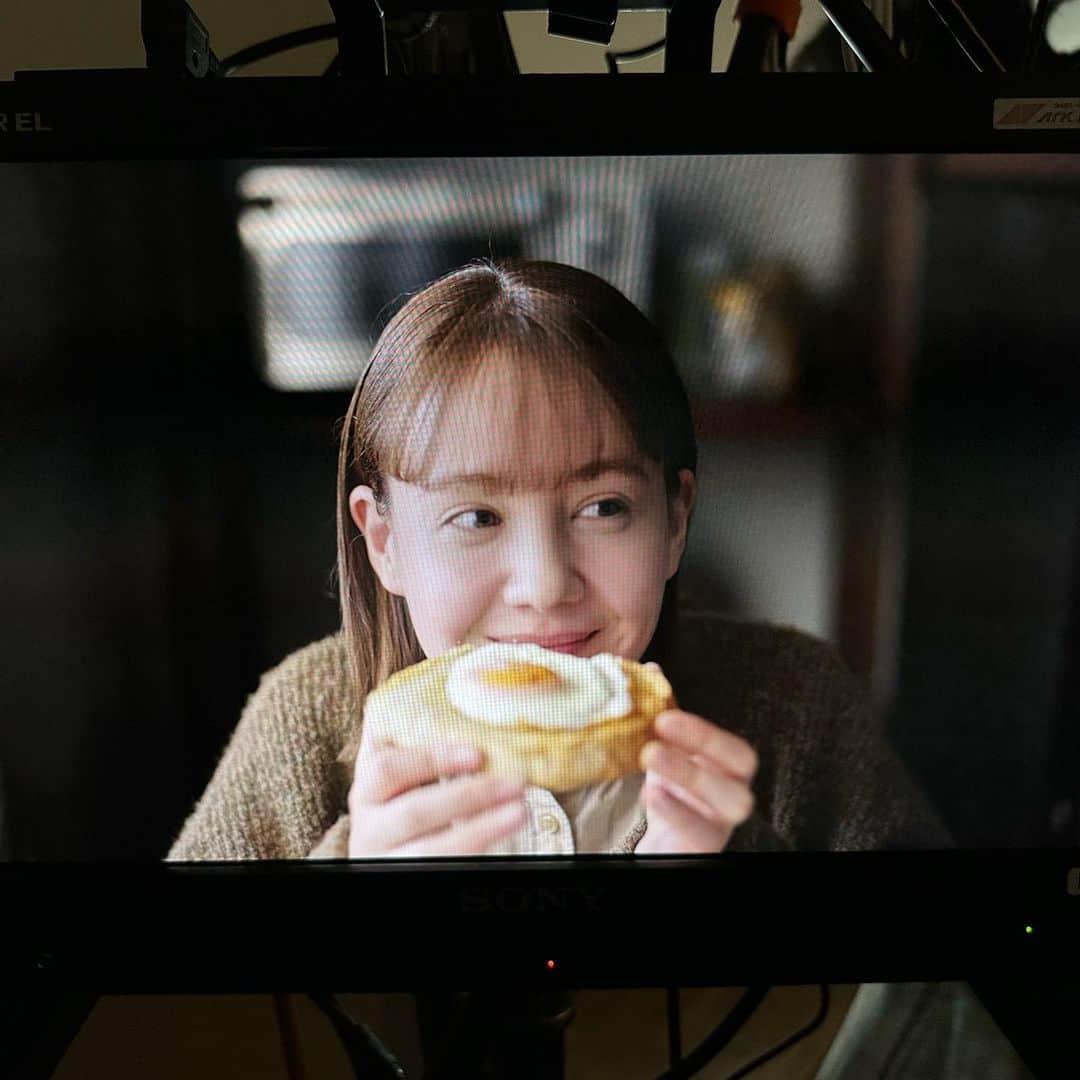 のインスタグラム：「そして、今夜24:12〜からは 「今夜すきやきだよ」第2話🍚  大好きな回。 ぜひご覧ください♡  あ、オープニングに注目してみてちょ👀」