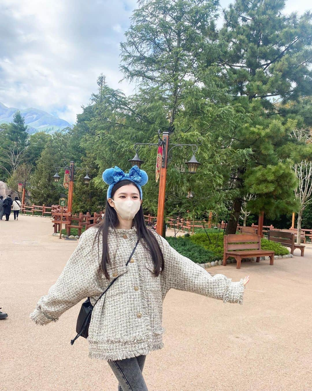 長見玲亜さんのインスタグラム写真 - (長見玲亜Instagram)「ちょっと前に行ってきた🐭💙  こんなにるんるんで1日過ごしたの久しぶりだったー✨」1月13日 17時52分 - rea_nagami_official