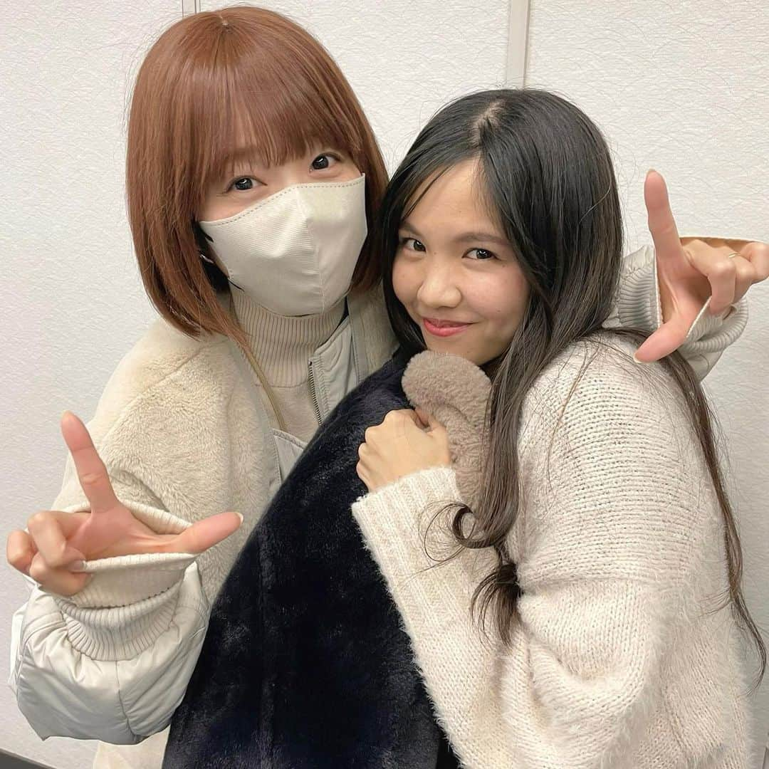 レナさんのインスタグラム写真 - (レナInstagram)「あけおめことよろ🐇どちゃんこ〜！！ #多摩川のおんな #多摩川のみんなのいもうと #多摩川の姉妹 #多摩川シスターズ」1月13日 17時52分 - vb_rena913