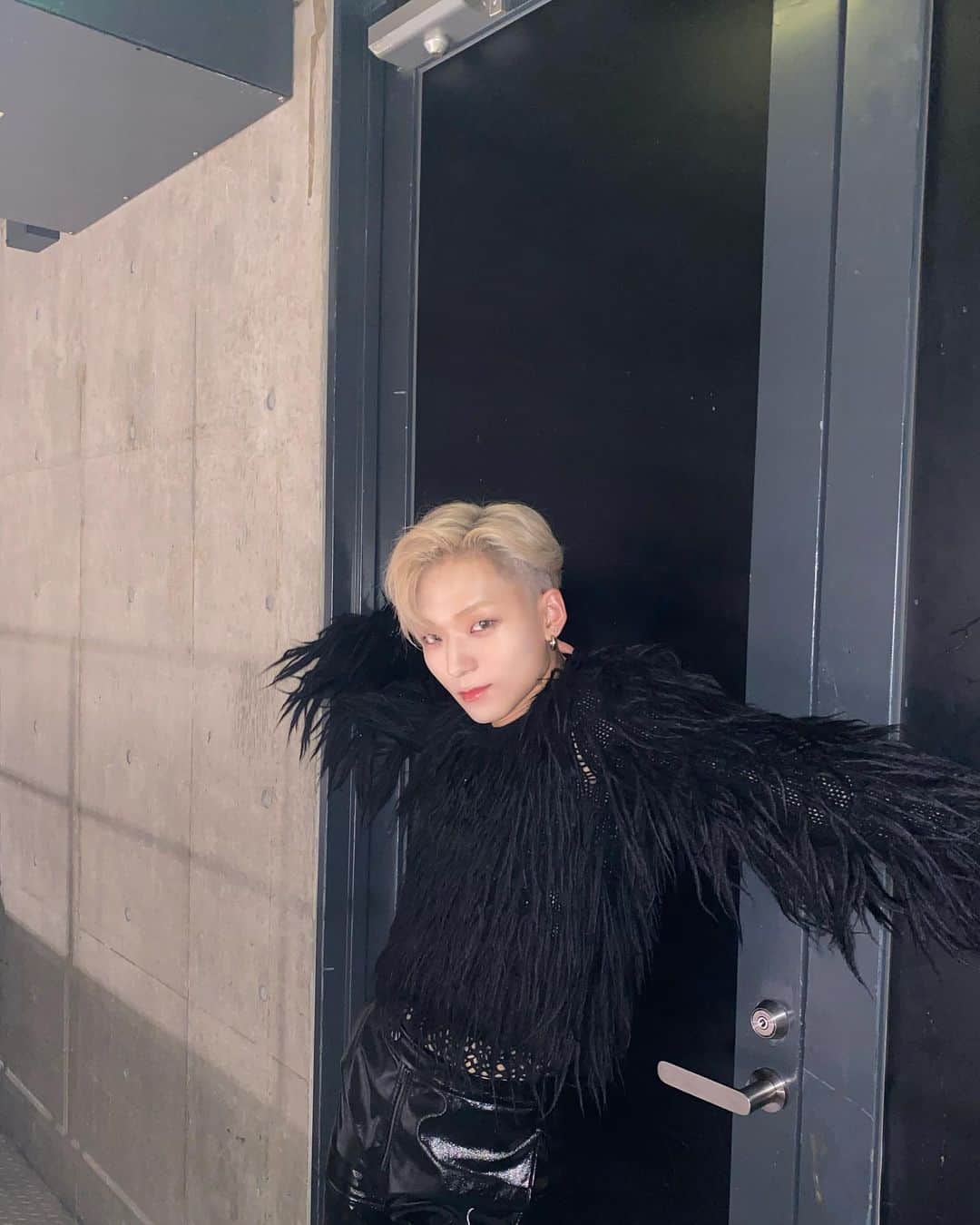 古瀬直輝のインスタグラム：「🦅🎱🪄」