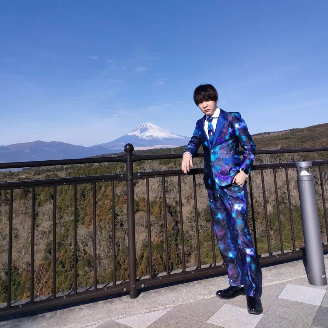 のインスタグラム：「日本一の山と日本一の男前（自称）」