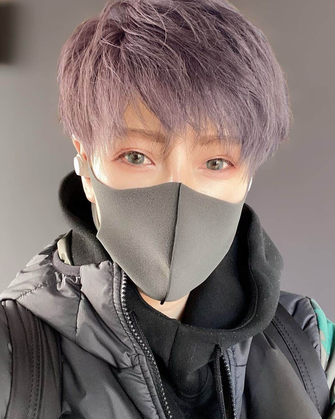 のインスタグラム：「I had a headache, dizziness, and numbness in my hands and feet every day.  This started after last year's traffic accident.  So I did a CT scan of the brain.  The result was very good.My brain was healthy.  I still don't know why I'm sick.  I would like to slowly revive my cosplay. I'm looking forward to seeing you again.  I feel very uneasy when I'm at home alone.🥺」