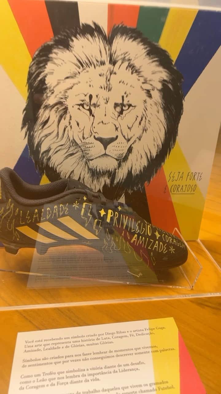 フィリペ・ルイスのインスタグラム：「@diegoribas10 👏🏻👏🏻👏🏻」