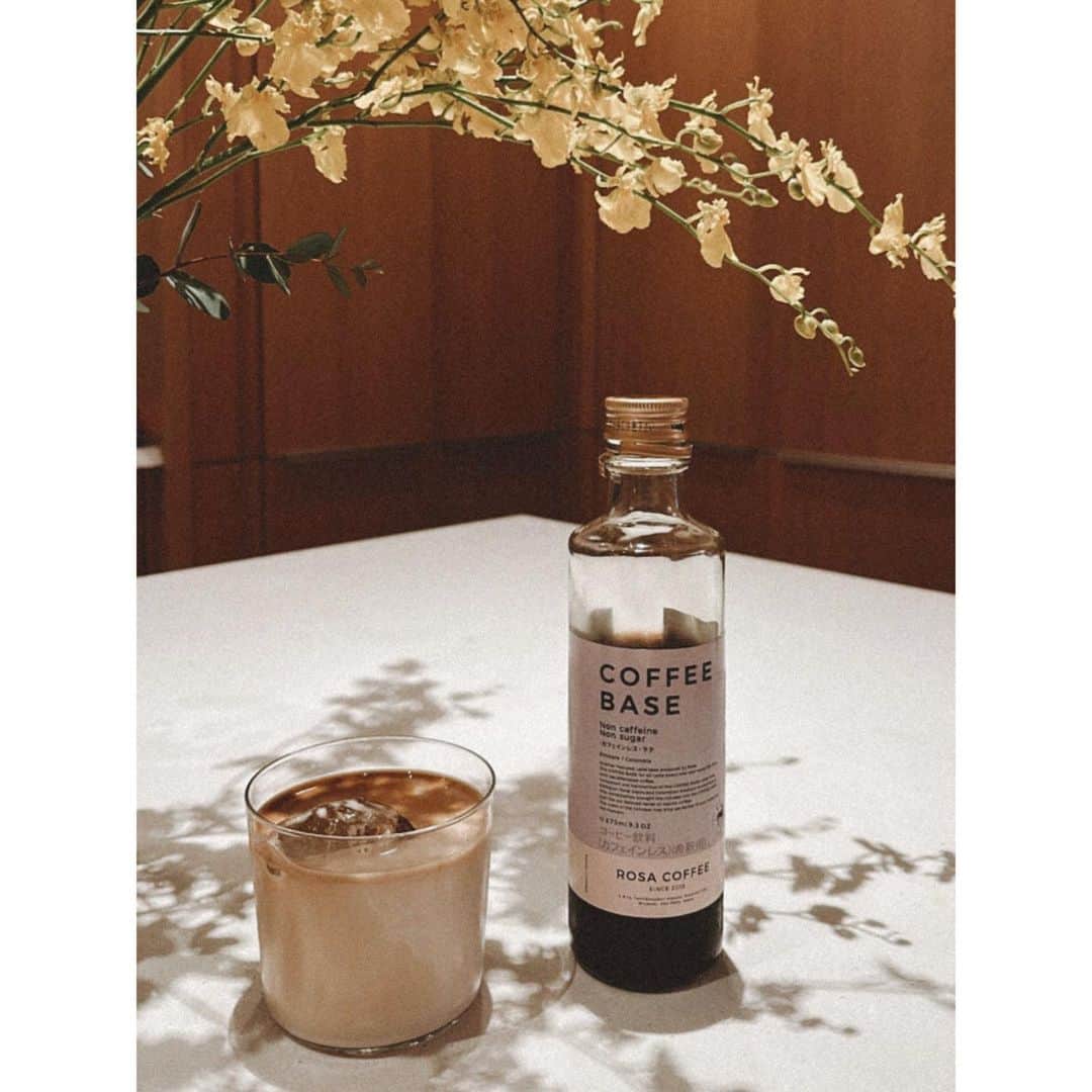 紗栄子さんのインスタグラム写真 - (紗栄子Instagram)「久しぶりにファームのラテを作って飲んでみたけど、美味しすぎた...😳✨  この時間だから、ノンカフェインの無糖をチョイス☕️✨  @nasufarmvillage」1月14日 0時16分 - saekoofficial