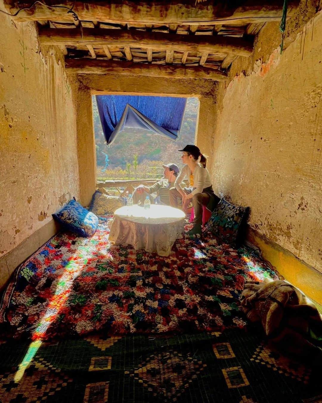 ベン・フェルドマンさんのインスタグラム写真 - (ベン・フェルドマンInstagram)「Morocco is every adjective you can think of. It’s one of those spaces you can’t shake. We’re lucky the world still has anything like it.」1月14日 3時03分 - benmfeldman