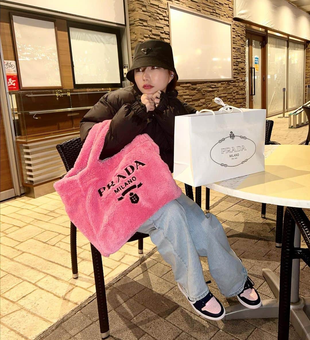 のインスタグラム：「#prada」